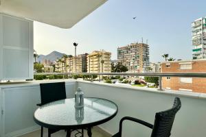 Apartamento en 1ª línea de playa, piscina y parking