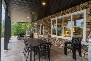 Bonnie n Clyde and Jesse James - 4hvězdičkové hotely ve městě Hermann