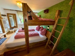 Zur glücklichen Gams - Ferienwohnung mit Hüttenvibes in Oberstdorf für bis zu 8 Gäste