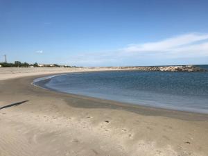 Appartement à 20 m de la plage