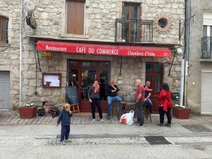 B&B / Chambres d'hotes Cafe du Commerce : photos des chambres