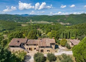 Villa Casanova - Countryside Villa with Private Pool near Calzolaro