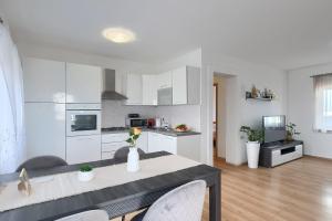 Villa mit Gym, Privatpool, BBQ