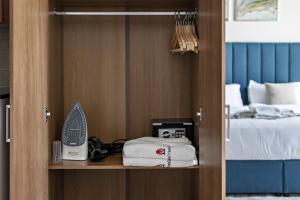 StoneTree - Newly Furnished - Near Metro
