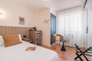 Granada Suites by Olala Homes