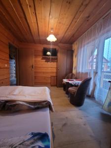 Velo Domki i Pokoje NadZamkiem