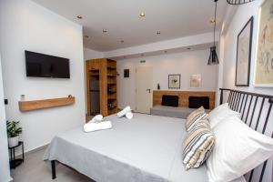 LA PLAZA luxury suites NEA VRASNA