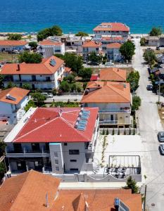 LA PLAZA luxury suites NEA VRASNA