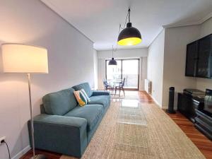 4J - Ourense Centro con parking