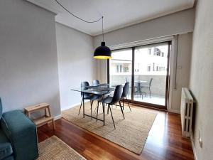 4J - Ourense Centro con parking