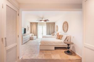 Apt with picuzzi in Cap Cana at Punta Palmera BA5