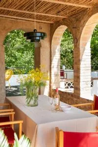 Casa de diseño con gran terraza - Capmany