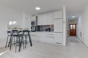 Apartment Leda with private parking