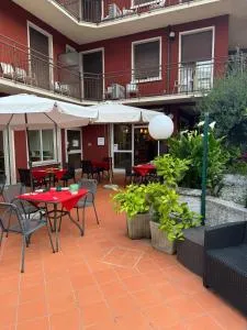 Hotel Garnì Capinera - Гарда