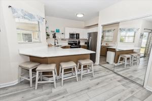Sandpiper Cove 9107- by Holiday Isle Properties