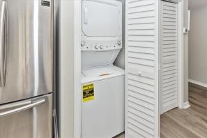 Sandpiper Cove 9124- by Holiday Isle Properties