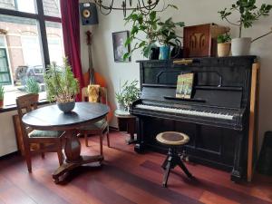 Onthaast & Geniet - Ubytování bez kategorie ve městě Den Helder