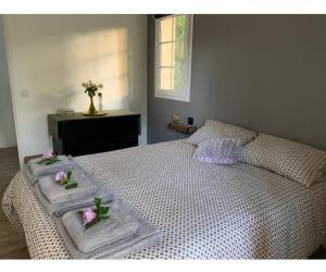 Maison avec piscine sur le golf - plage à 600m