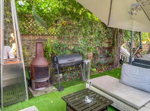 Double Room with TV and Garden Hot Tub