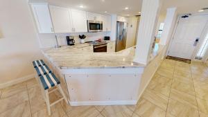 Inlet Reef 204- by Holiday Isle Properties