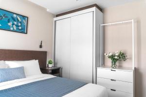 Title V Palm View 4fl Pool Gym Hammam