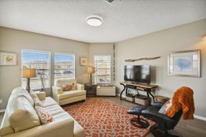 Sandpiper Cove 9214- by Holiday Isle Properties