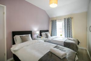 Manvers House, Rotherham for contractors, Families, free parking WIFI