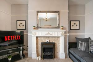 Manvers House, Rotherham for contractors, Families, free parking, Spacious, WIFI etc