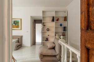 Piazza de Renzi Duplex Apartment