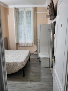 Double Room with Private Bathroom room in Hotel Barone