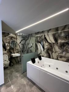 Hotel LEODORI 3 suites