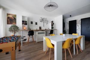 Appartements Appartement cosy et lumineux refait a neuf - Sainte-Foy les Lyon : photos des chambres