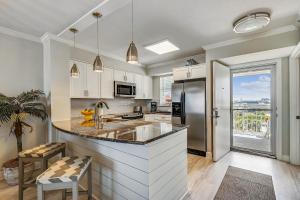 Magnolia House 501- by Holiday Isle Properties