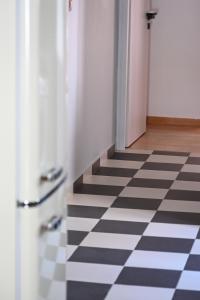 Stylish and spacious apartment in cool area