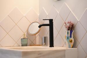 Stylish and spacious apartment in cool area