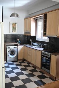 Stylish and spacious apartment in cool area