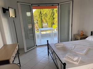 Pefki Apartment 7