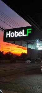 Hotel LF By Feliciano