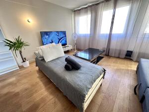 Say hello to the Eiffel Tower