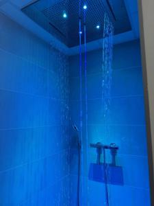Hotels Kyriad Saumur Hyper Centre Hotel, Appartements, Seminaires et SPA soins Sothys Paris : photos des chambres