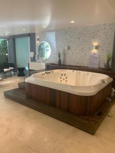 Essence Life Residence