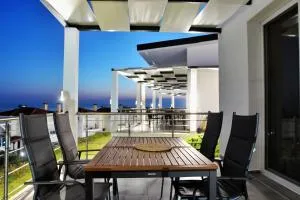 LOUTRA VILLAS - 尼尔斯吉尼