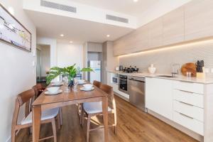 One bed Apt at Southbank with Rooftop Pool and Carpark