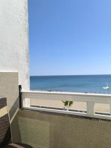 Appartement Spacieux et Accueillant avec Vue Panoramique sur la Mer