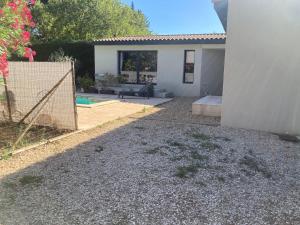 Appartements Studio au pied du Luberon : photos des chambres