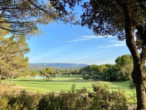 Gîte Confortable Vue Exceptionnelle - Golf de Saumane