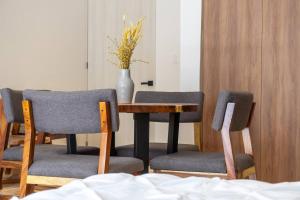 Lux Studio with Private Plunge Pool and Gym