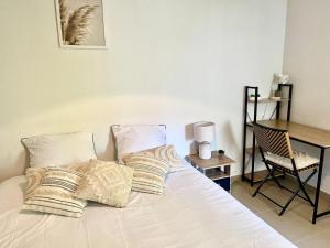 Appartements Parfum de Provence, terrasse, centre-ville, parking prive : photos des chambres