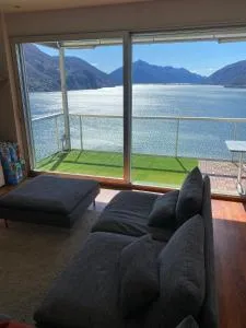 Attico con vista panoramica sul lago - due camere - 兰佐丁泰尔维