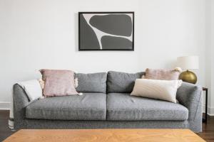 Homey UWS 1BR w Gym nr Central Park NYC-137